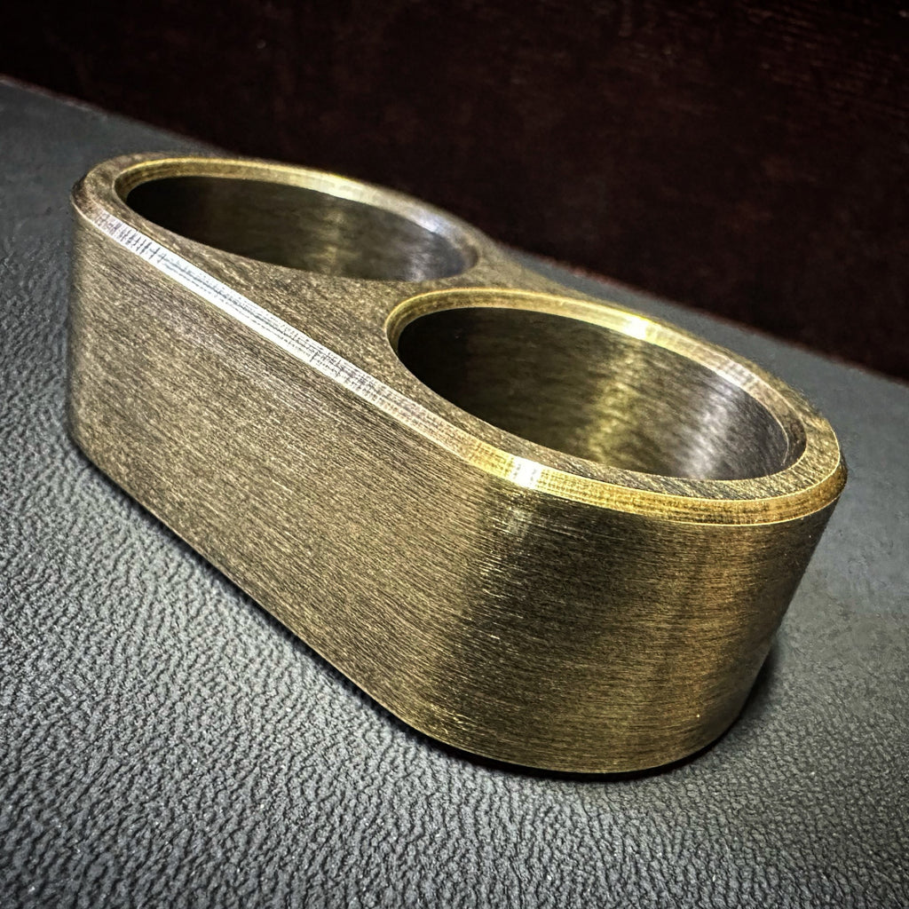 Minimalist rings β M. R. Mayhem