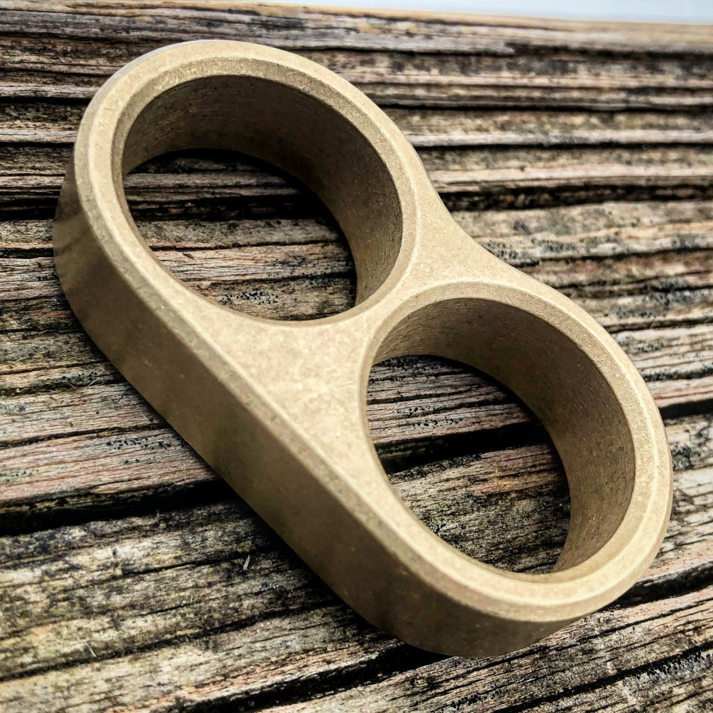 Minimalist rings β M. R. Mayhem
